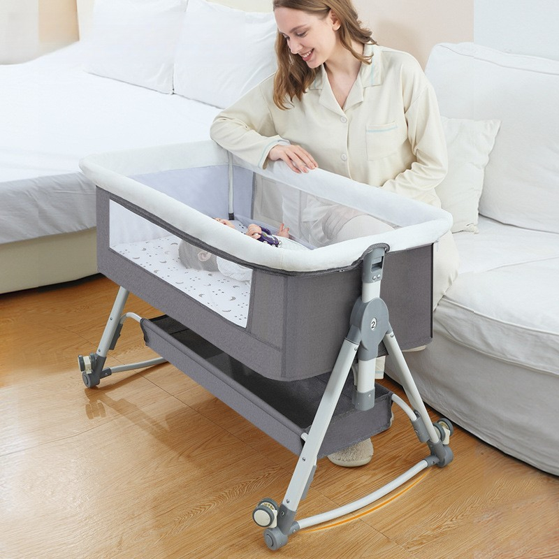 Bassinet Bedside Sleeper - Multifunktionales tragbares Babybett, umwandelbare Nachttisch-Schlafwiege, Schaukelwiege